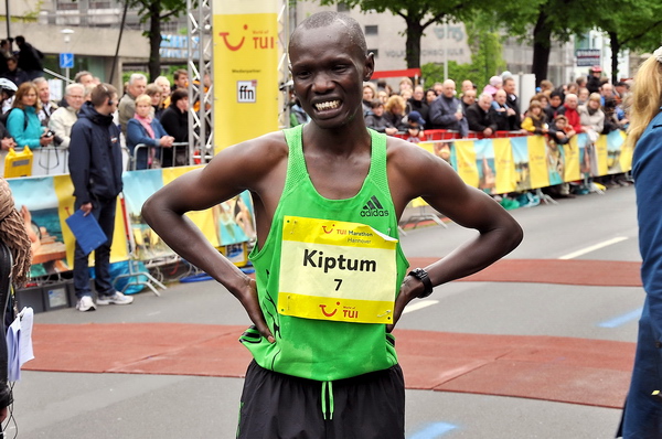 Marathon2012   213.jpg